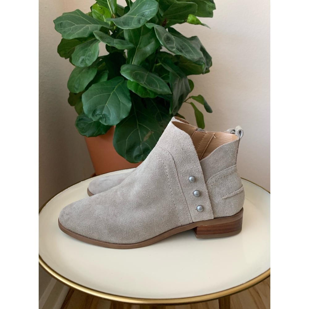 Franco Sarto Robin suede bootie grey 6.5